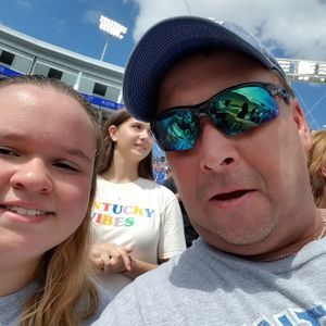 Meet your Posher, Chuck